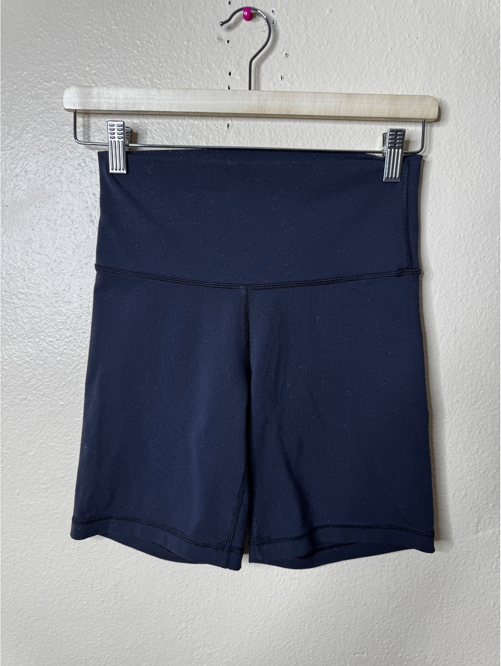 Aritzia TNA Biker Shorts Women's Medium Black High Waisted Performance